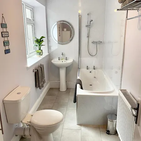Apartamento Tideway With Private Parking Space Whitby