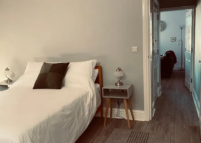 Tideway With Private Parking Space * Whitby